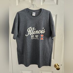 Illinois Fighting Illini Gray T-Shirt. Large
